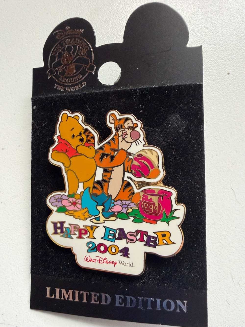Disney Winnie the Pooh & Tigger Happy Easter 2004 LE Pin | Limited Edition | New